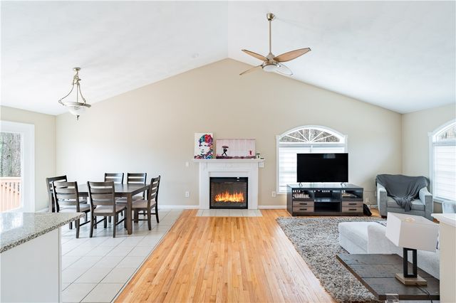 25 Belfield Drive, Johnston, RI 02919