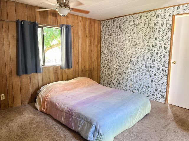 4307 E Brown Ln, Stockton, CA 95215