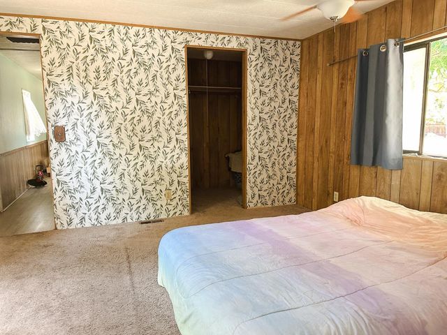 4307 E Brown Ln, Stockton, CA 95215