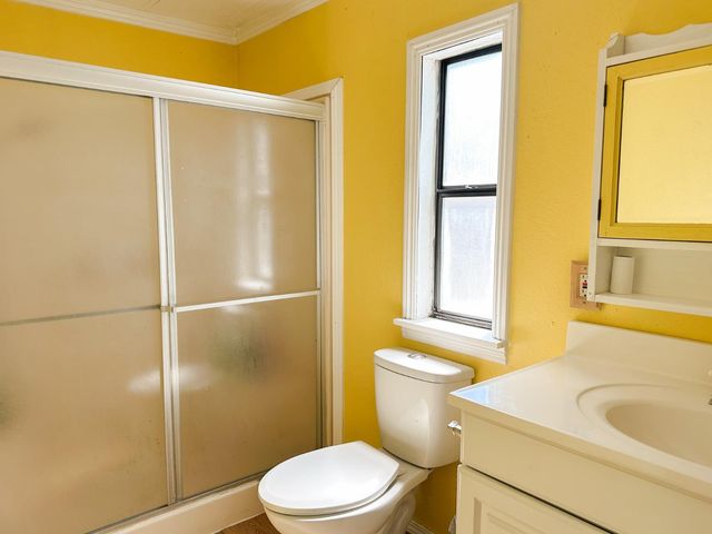 4307 E Brown Ln, Stockton, CA 95215