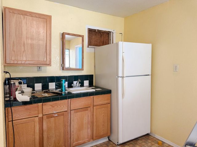 4307 E Brown Ln, Stockton, CA 95215