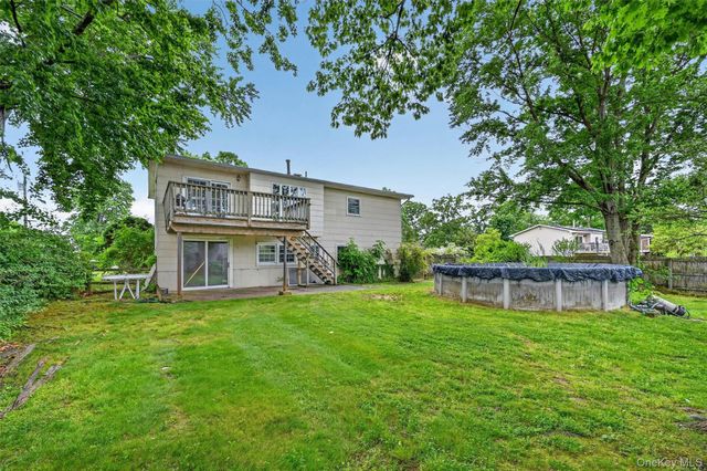 105 Lakewood Drive, Congers, NY 10920