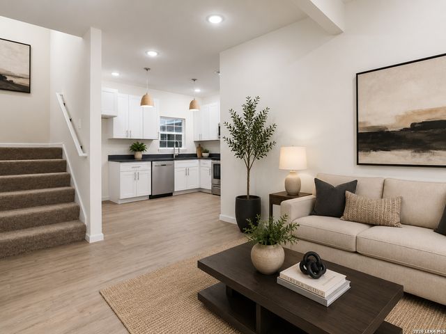 630 IOWA ST, San Antonio, TX 78203
