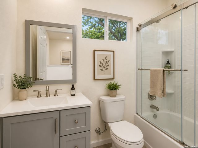 630 IOWA ST, San Antonio, TX 78203