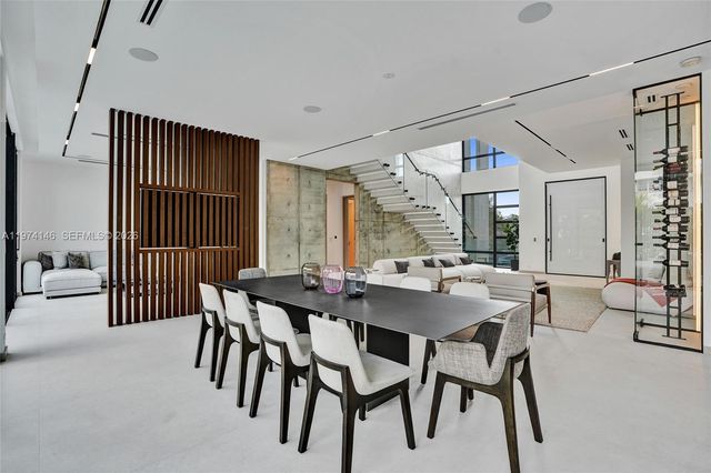 1379 NE 104th St, Miami Shores, FL 33138