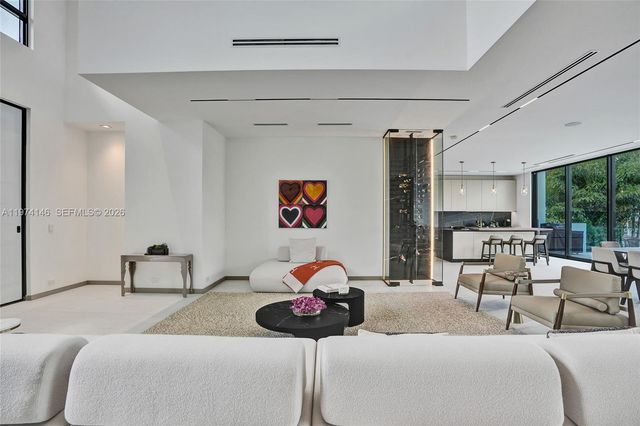 1379 NE 104th St, Miami Shores, FL 33138