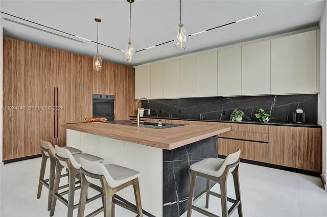 1379 NE 104th St, Miami Shores, FL 33138