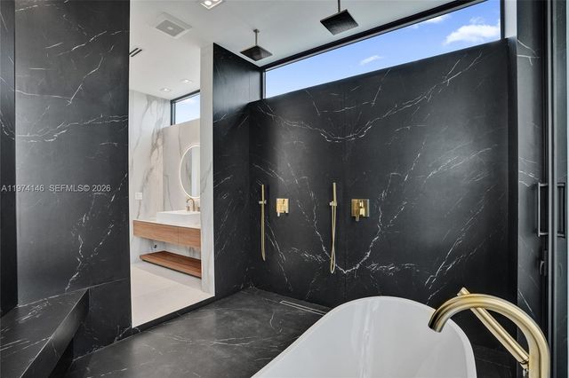 1379 NE 104th St, Miami Shores, FL 33138