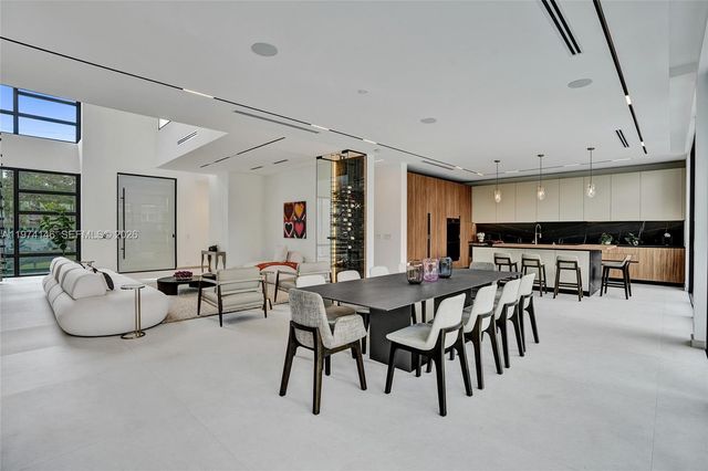 1379 NE 104th St, Miami Shores, FL 33138