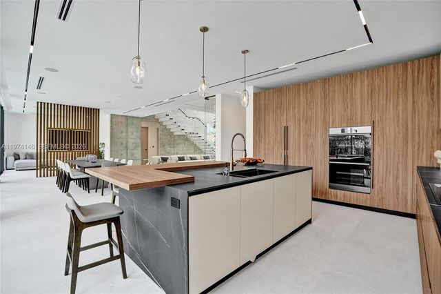 1379 NE 104th St, Miami Shores, FL 33138