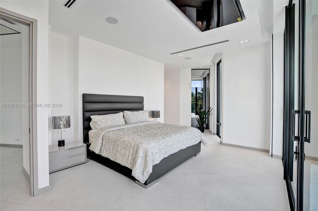 1379 NE 104th St, Miami Shores, FL 33138