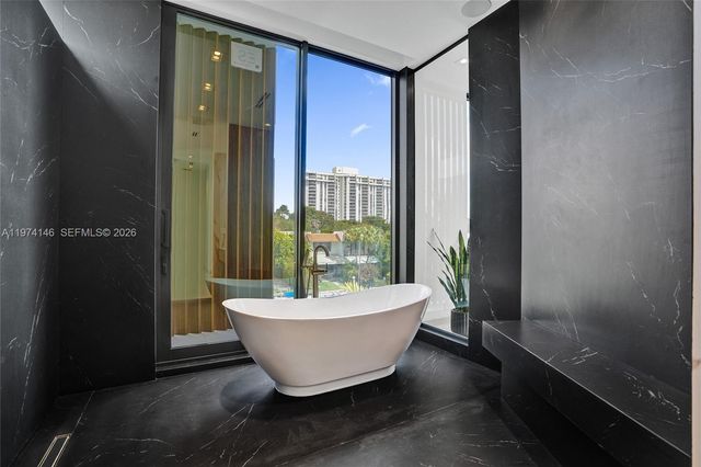 1379 NE 104th St, Miami Shores, FL 33138