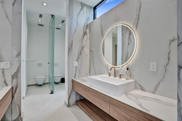 1379 NE 104th St, Miami Shores, FL 33138