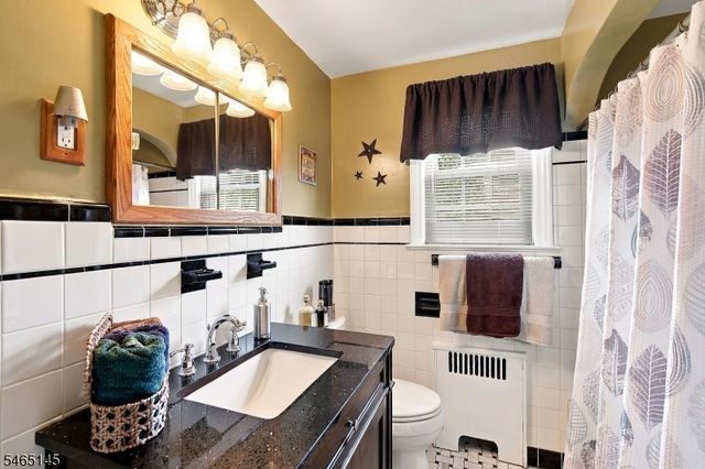138 Palisade Rd, Linden City, NJ 07036