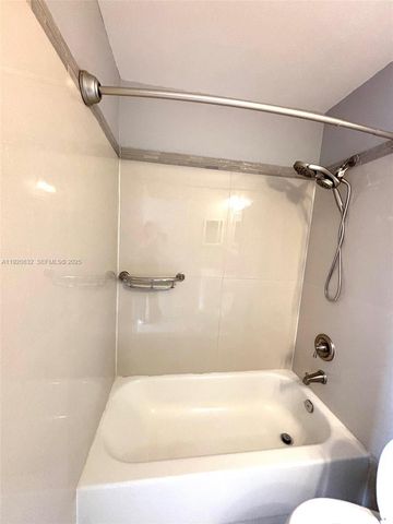 3145 SW 50th St, Dania Beach, FL 33312