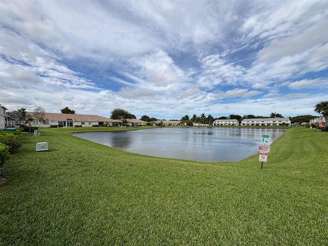 3145 SW 50th St, Dania Beach, FL 33312