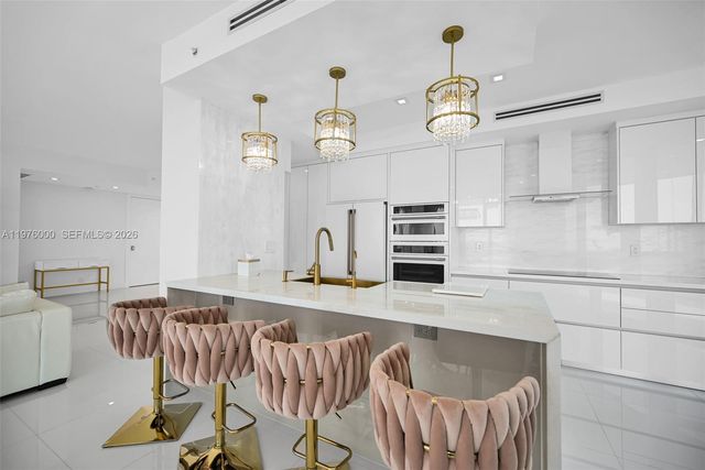 16485 Collins Ave PH36C, Sunny Isles Beach, FL 33160