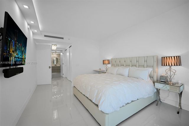 16485 Collins Ave PH36C, Sunny Isles Beach, FL 33160