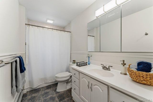 28 Satinwood Road, Bayville, NY 11709