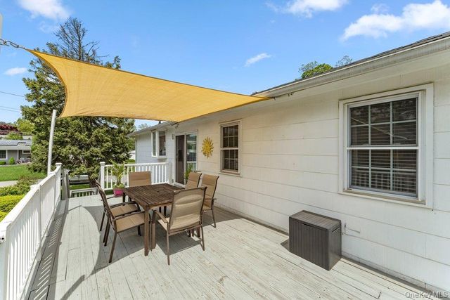 28 Satinwood Road, Bayville, NY 11709