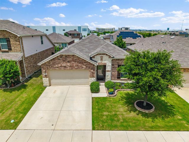 2341 Parda Alpina Lane, Fort Worth, TX 76131