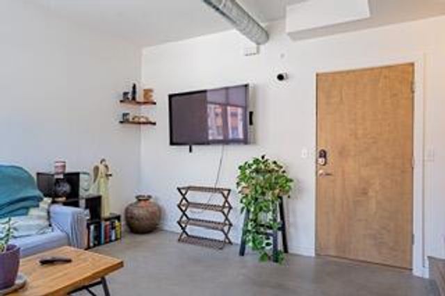 301 Platinum Street SW, Albuquerque, NM 87102