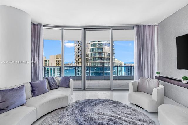 200 Biscayne Boulevard Way 4401, Miami, FL 33131