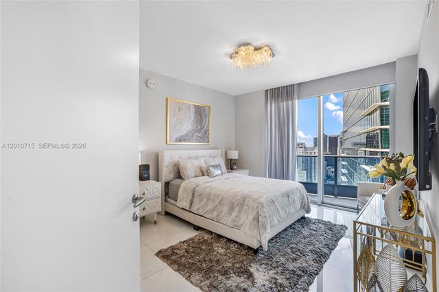 200 Biscayne Boulevard Way 4401, Miami, FL 33131