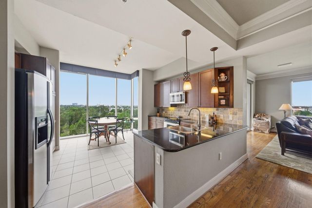 3333 Allen Parkway 709, Houston, TX 77019