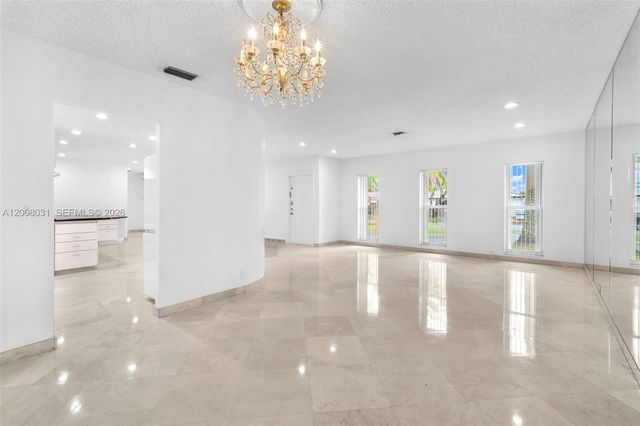 3441 N Hills Drive 00, Hollywood, FL 33021