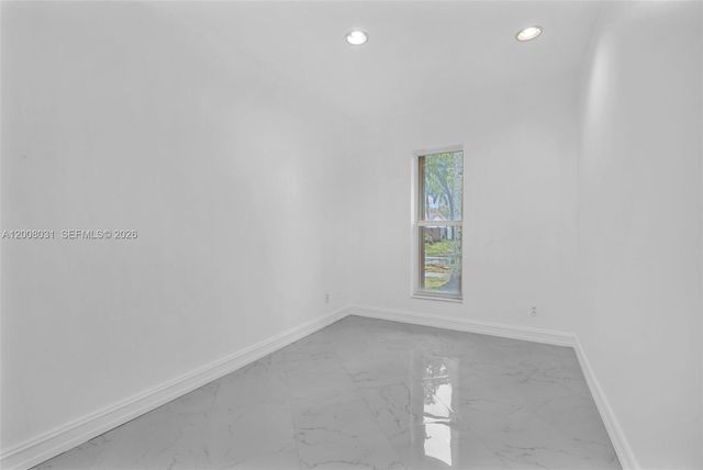 3441 N Hills Drive 00, Hollywood, FL 33021