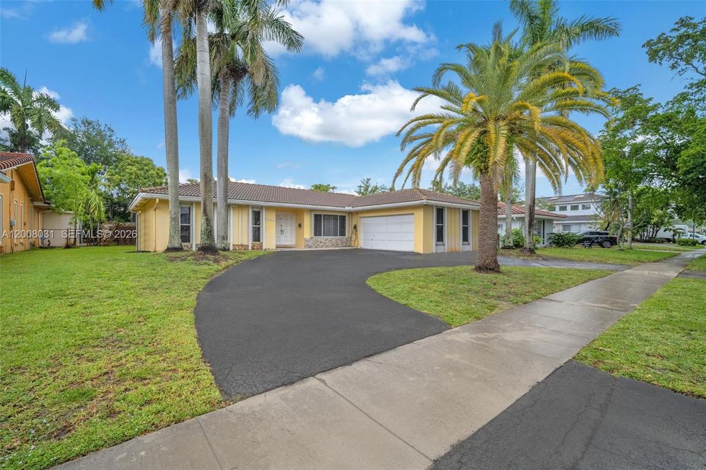 3441 N Hills Drive 00, Hollywood, FL 33021