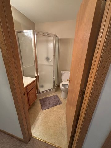 5837 Fieldstone Trail, Mchenry, IL 60050