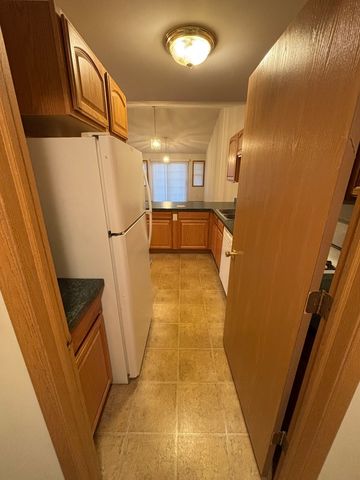 5837 Fieldstone Trail, Mchenry, IL 60050