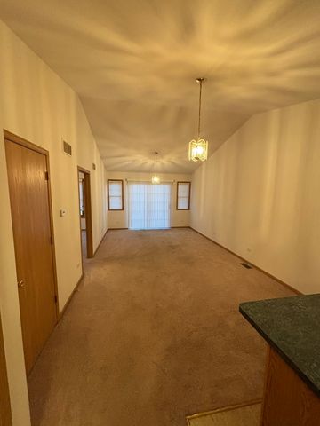 5837 Fieldstone Trail, Mchenry, IL 60050