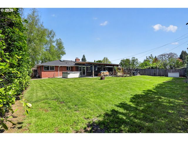 319 Nw 79TH St, Vancouver, WA 98665