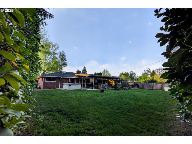 319 Nw 79TH St, Vancouver, WA 98665