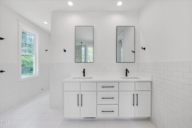 8780 Old Nc 86, Chapel Hill, NC 27516