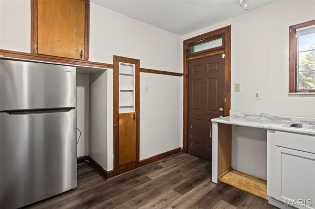 1411 N Charles Street, Belleville, IL 62221