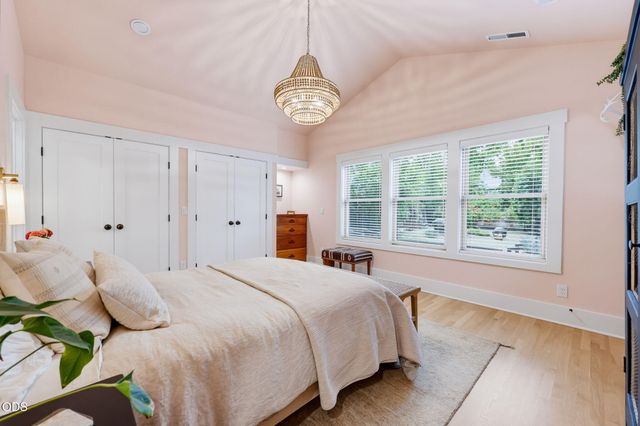 762 B Street, Ashland, OR 97520