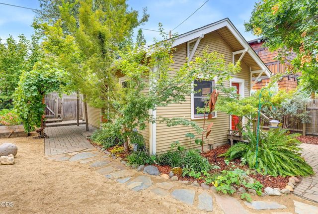 762 B Street, Ashland, OR 97520