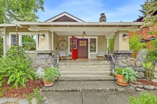 762 B Street, Ashland, OR 97520
