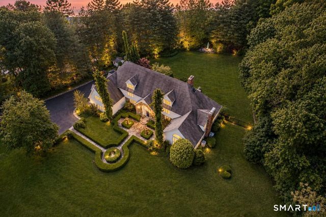 221 Farmstead Hill Road, Fairfield, CT 06824