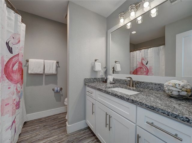 230 Cut Off 126, Port Aransas, TX 78373