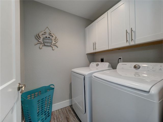 230 Cut Off 126, Port Aransas, TX 78373