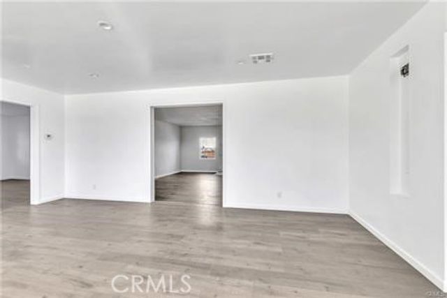 1641 W Avenue L4, Lancaster, CA 93534