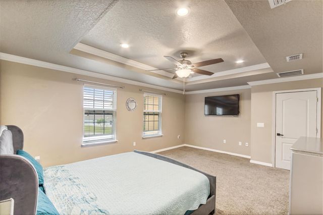 6102 NW Painted Bunting Court, Port St Lucie, FL 34986