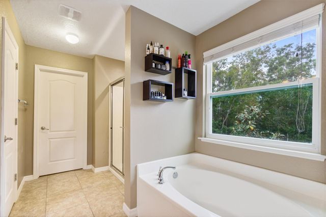 6102 NW Painted Bunting Court, Port St Lucie, FL 34986