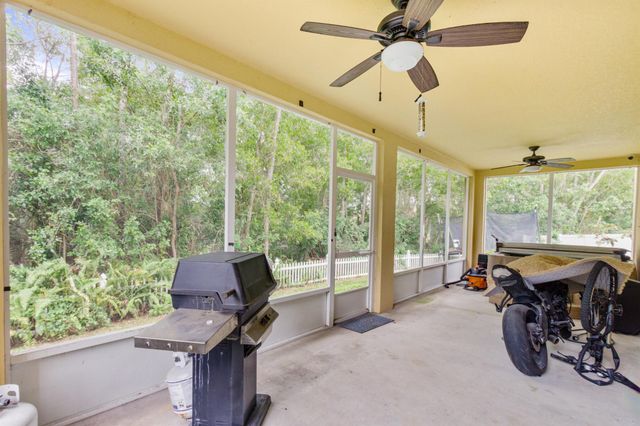 6102 NW Painted Bunting Court, Port St Lucie, FL 34986