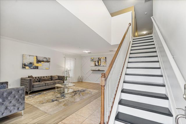 6102 NW Painted Bunting Court, Port St Lucie, FL 34986